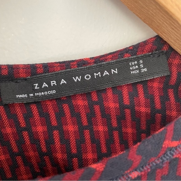 Zara Woman Navy and Red Geometric Oversized Top Size Small - Picture 3 of 6